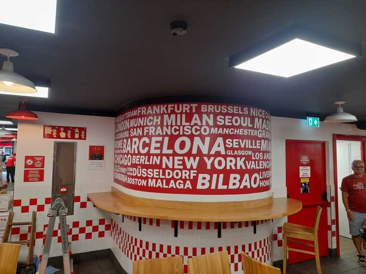 Five guys exterior and interior design