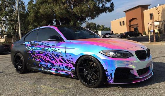 Professional corporate car lettering