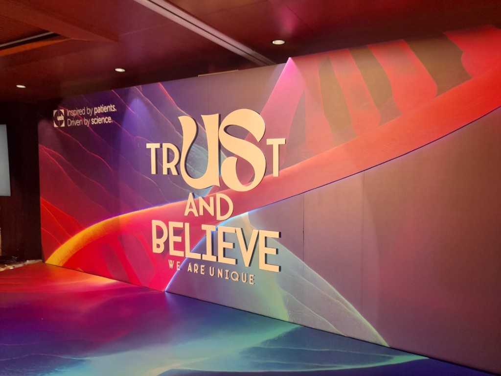 Impressió en suport rígid per a esdeveniment corporatiu